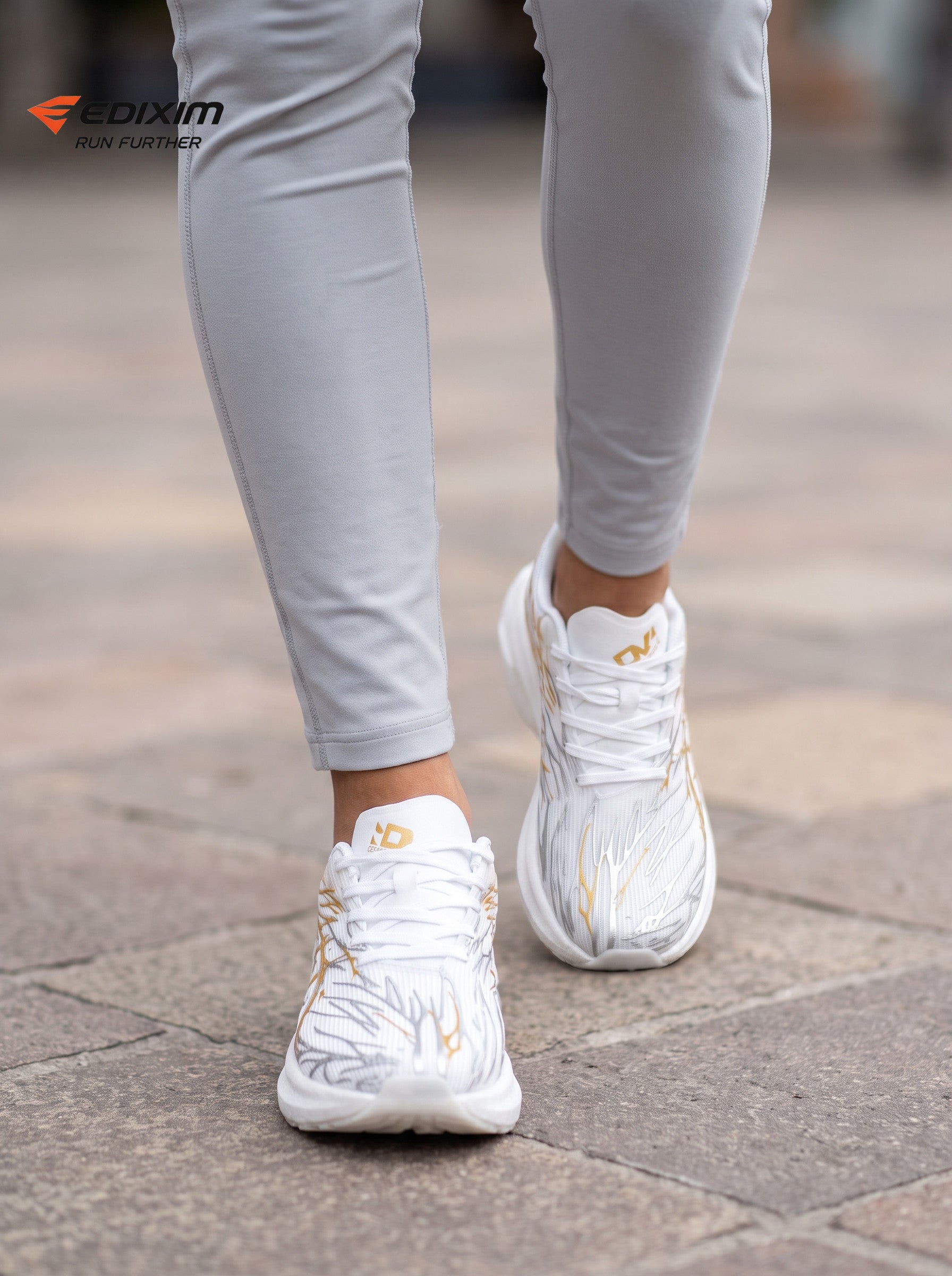 EDIXIM White Gold Adventurer Women Road Running Sneakers Ultra-Light Striped Breathable Mesh Thick Integrated Cushion Anti-Slip Athletic Trainers for Forest Park Trail Jogging Daily Outdoor Workout