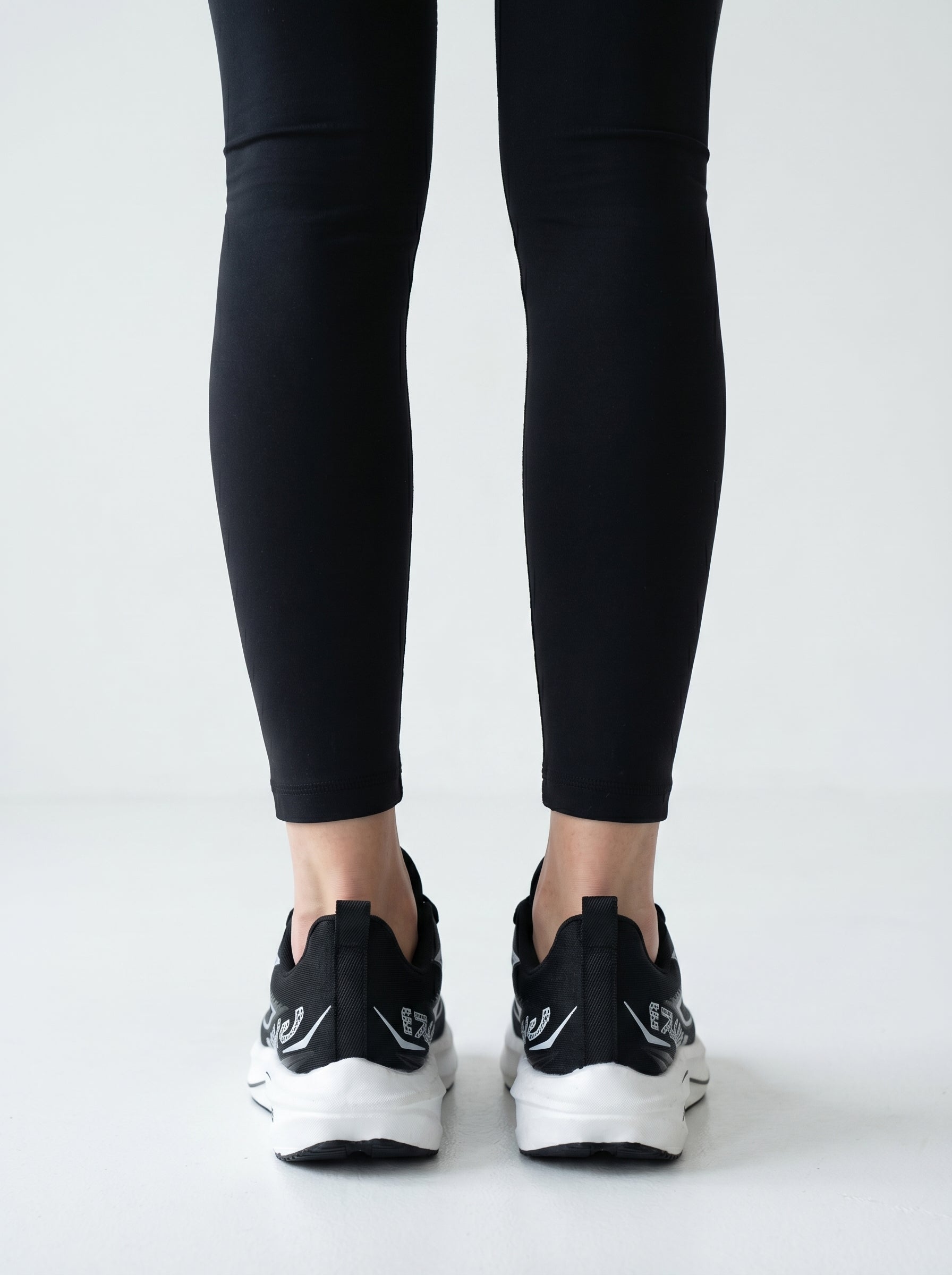 Black White Women's Athletic Running Sneakers | Breathable Lightweight | Edixim