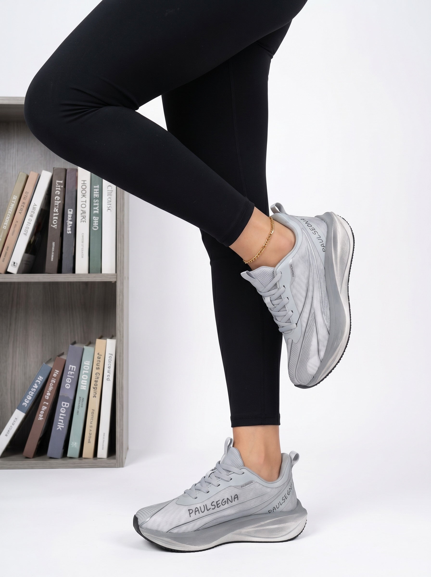 Light Gray Gradient Flyknit Women Running Sneakers Lightweight Shock Absorbing Athletic Shoes PAULSEGNA