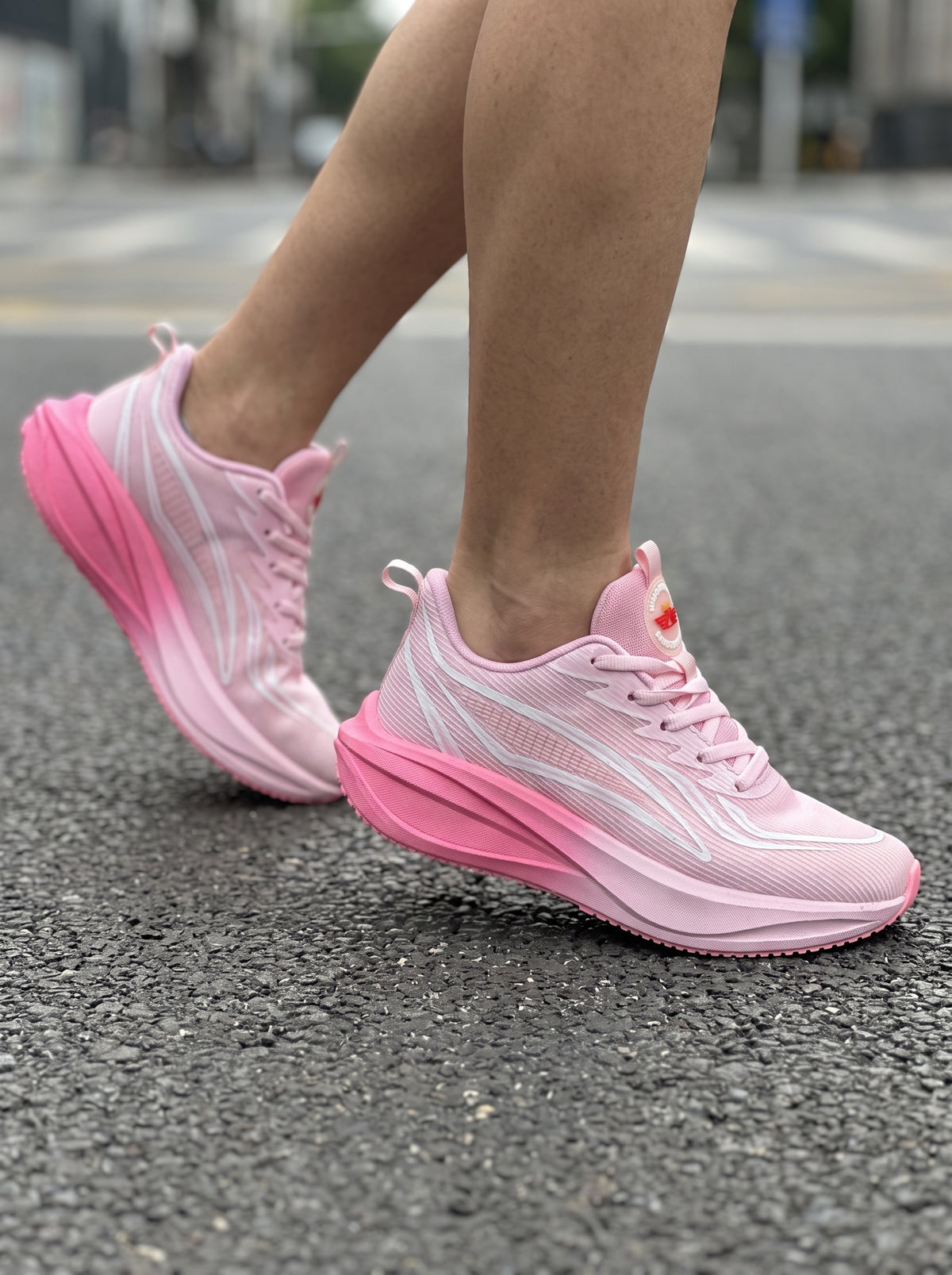 Soft Pink Gradient Mesh Women Running Sneakers Lightweight Cushioned Athletic Shoes EDIXIM